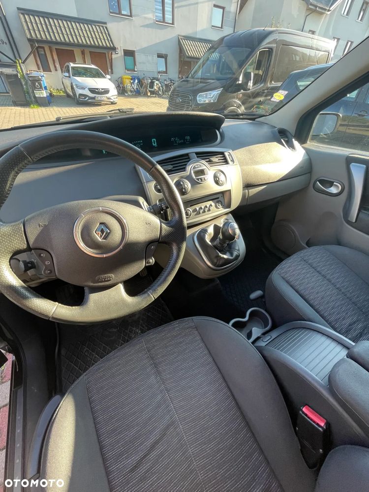 Renault Scenic - 13