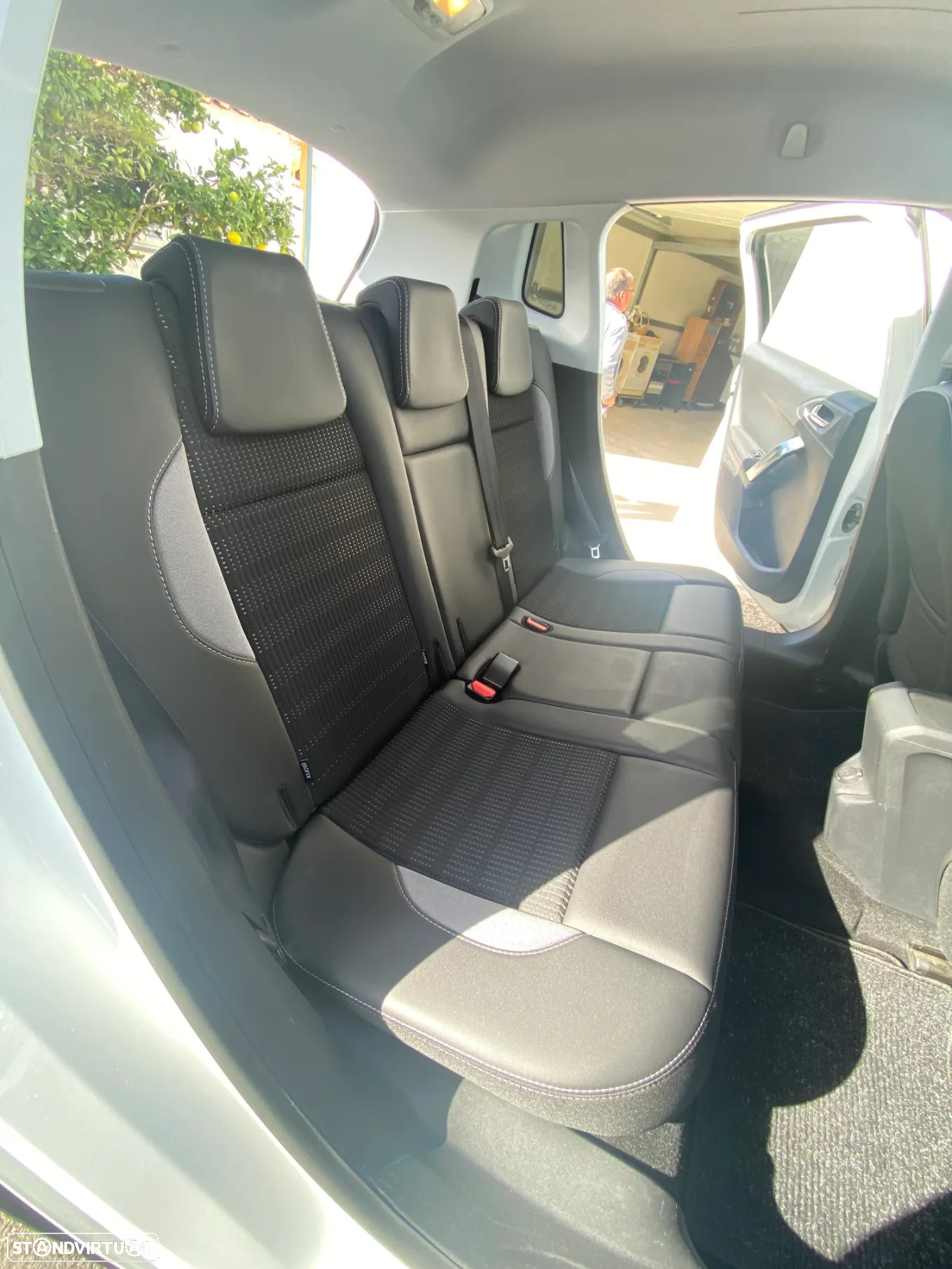 Peugeot 2008 1.2 PureTech Allure - 13