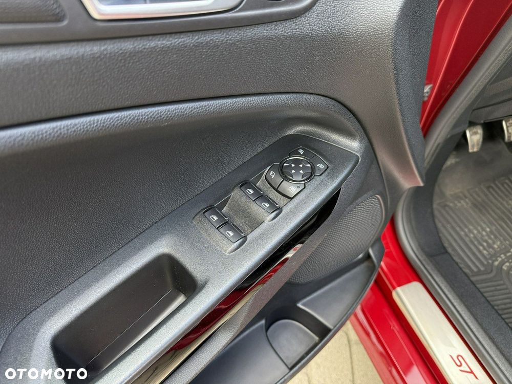 Ford EcoSport 1.0 EcoBoost ST-Line Black ASS - 18