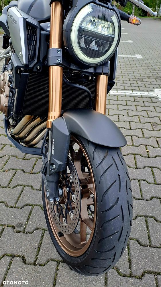 Honda CB - 4
