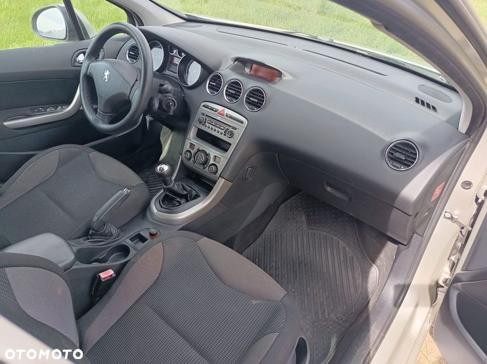 Peugeot 308 - 7