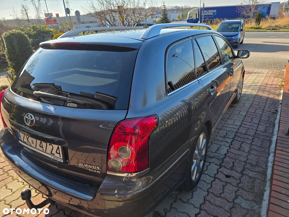 Toyota Avensis 2.0 D-4D Sol plus+NAVI - 13