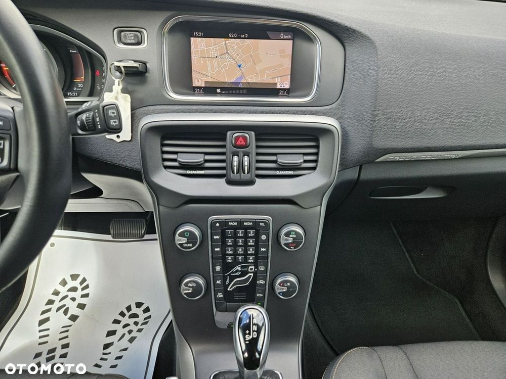 Volvo V40 D2 Geartronic Momentum - 13