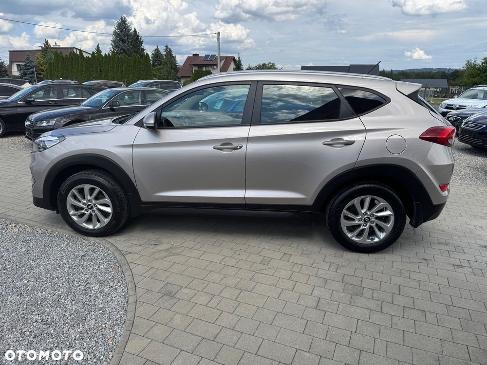 Hyundai Tucson blue 1.6 GDi 2WD Intro Edition - 10