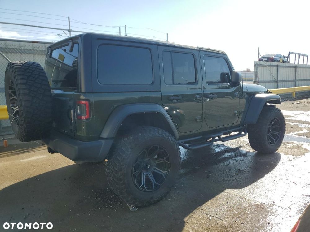 Jeep Wrangler - 6