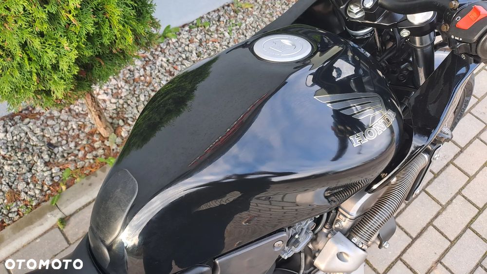 Honda Hornet - 20