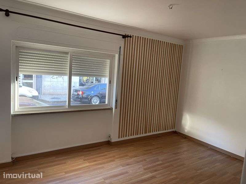 Apartamento T2 renovado R/c para venda - Grande imagem: 4/8