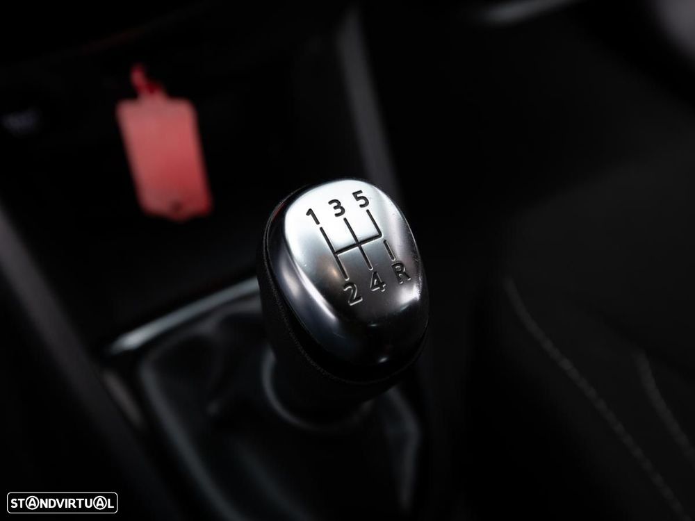 Renault Clio 0.9 TCe Limited Bi-Fuel - 15