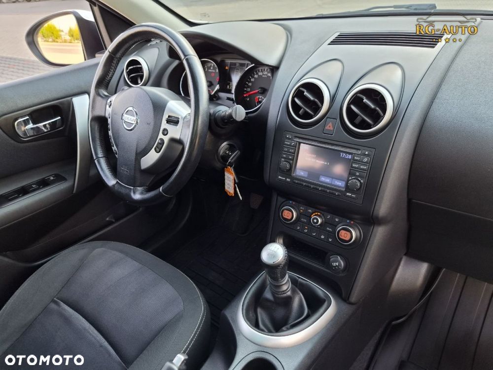 Nissan Qashqai+2 - 28