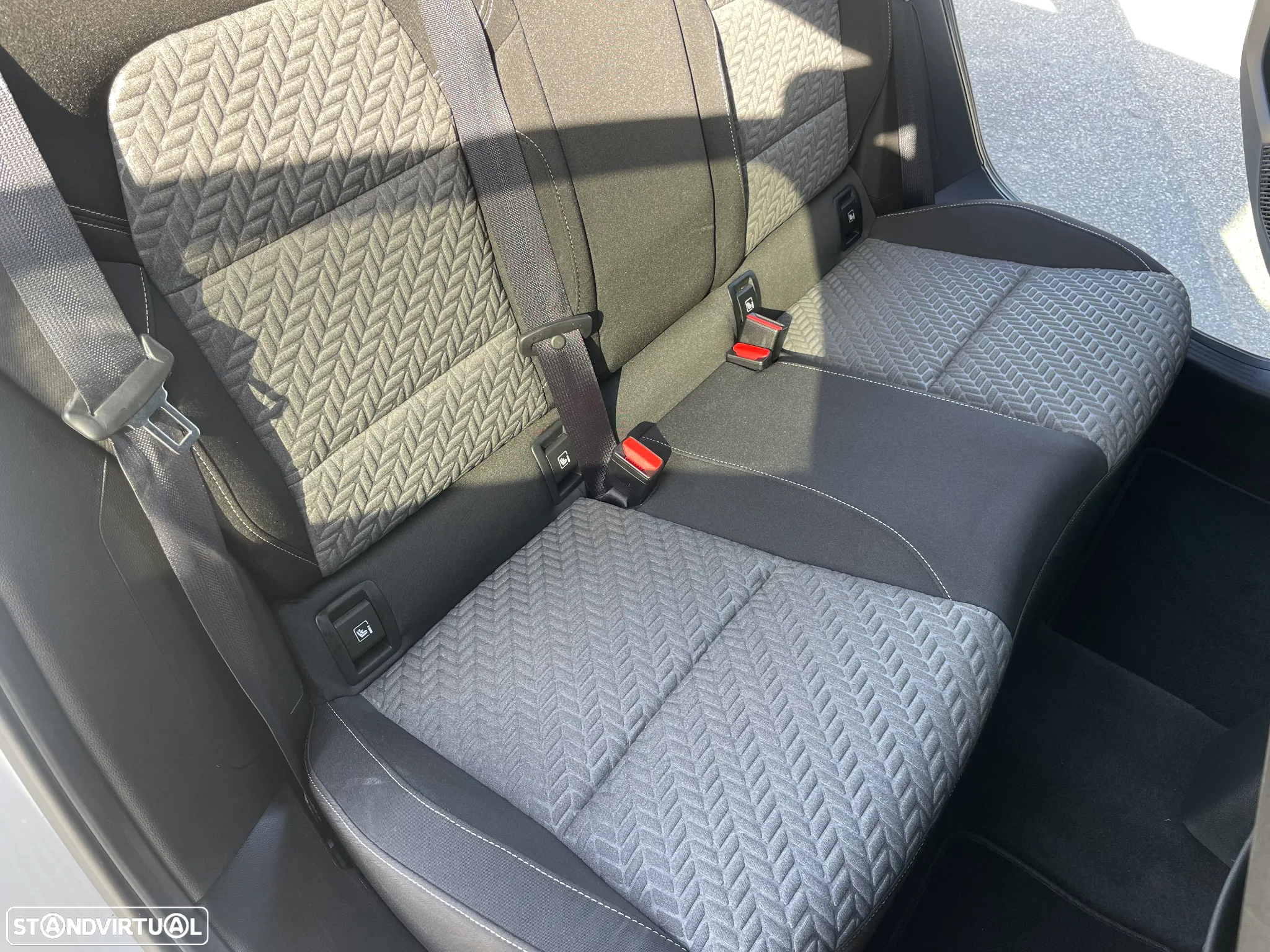 Renault Clio 1.0 TCe Techno - 21