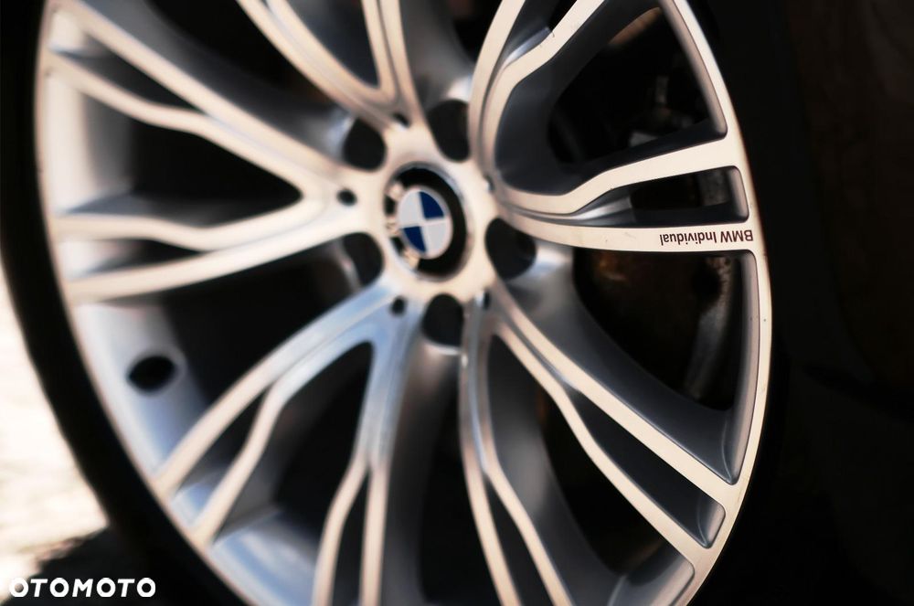 BMW X6 xDrive50i - 17