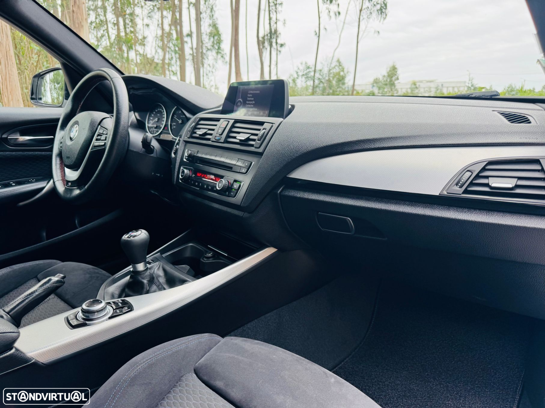 BMW 118 d Pack M - 31