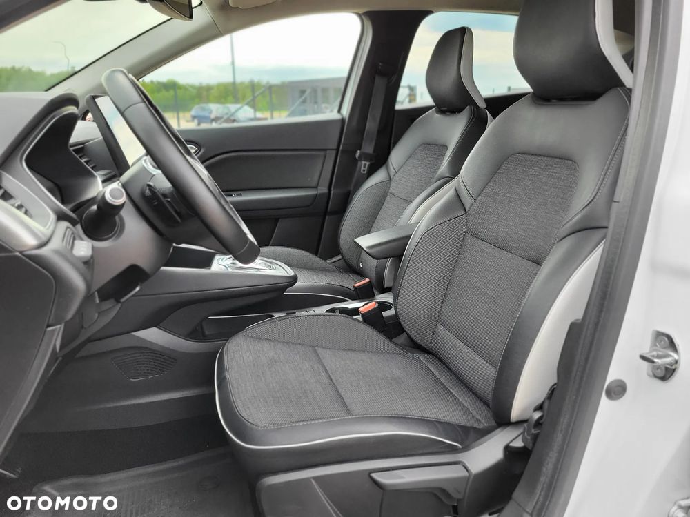 Renault Captur 1.3 TCe mHEV Intens EDC - 24