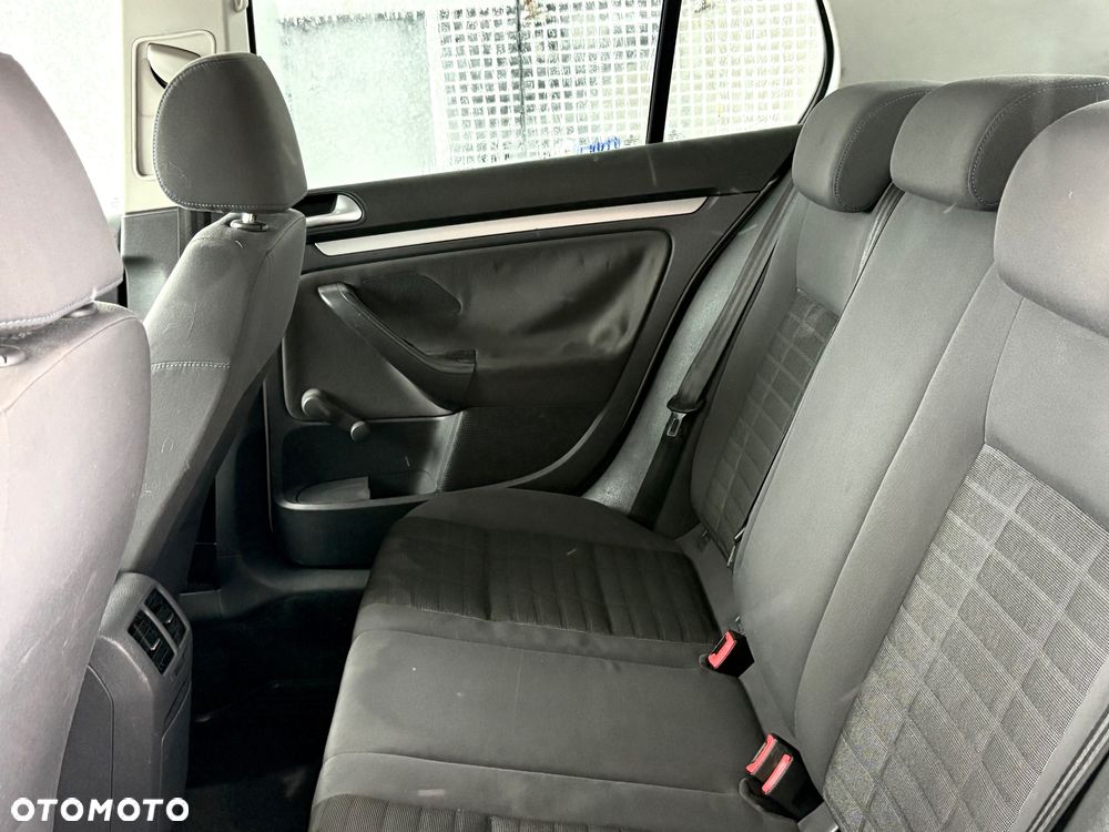 Volkswagen Golf 2.0 TDI 4Mot GT Sport - 17