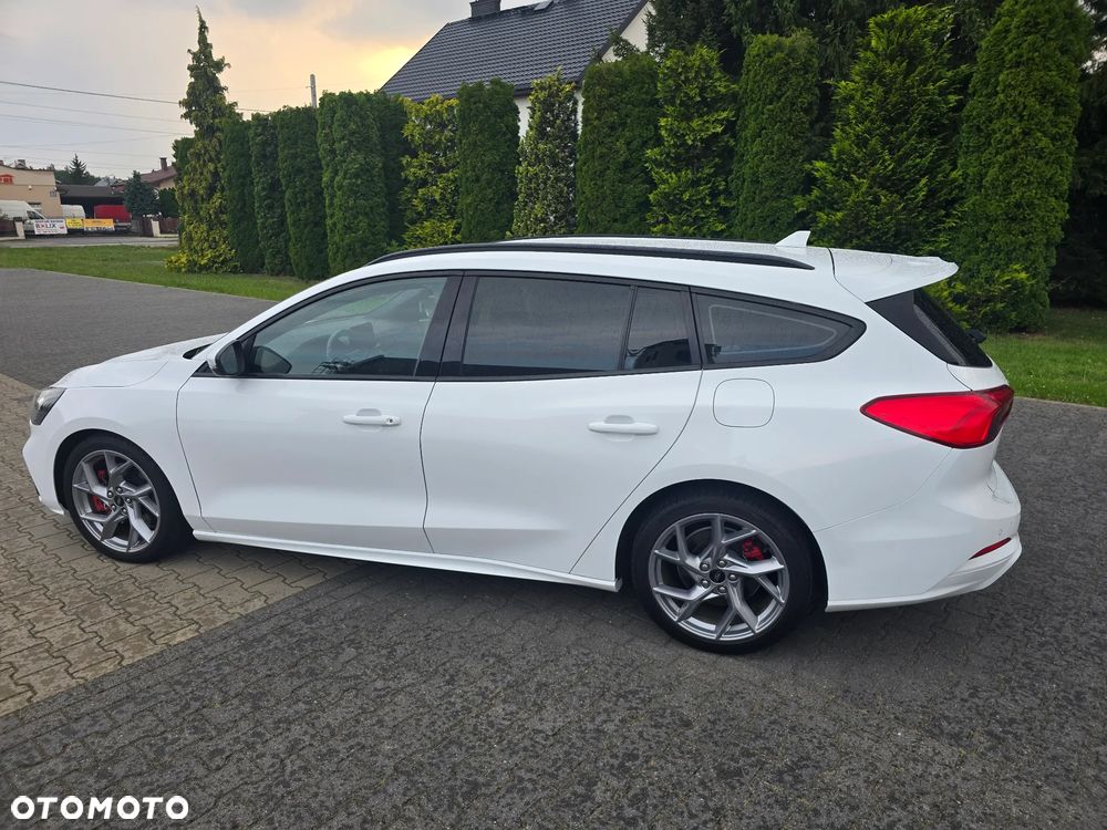 Ford Focus SW 2.0 EcoBlue ST - 3