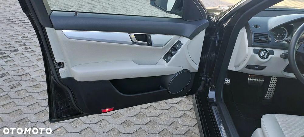 Mercedes-Benz Klasa C 2008