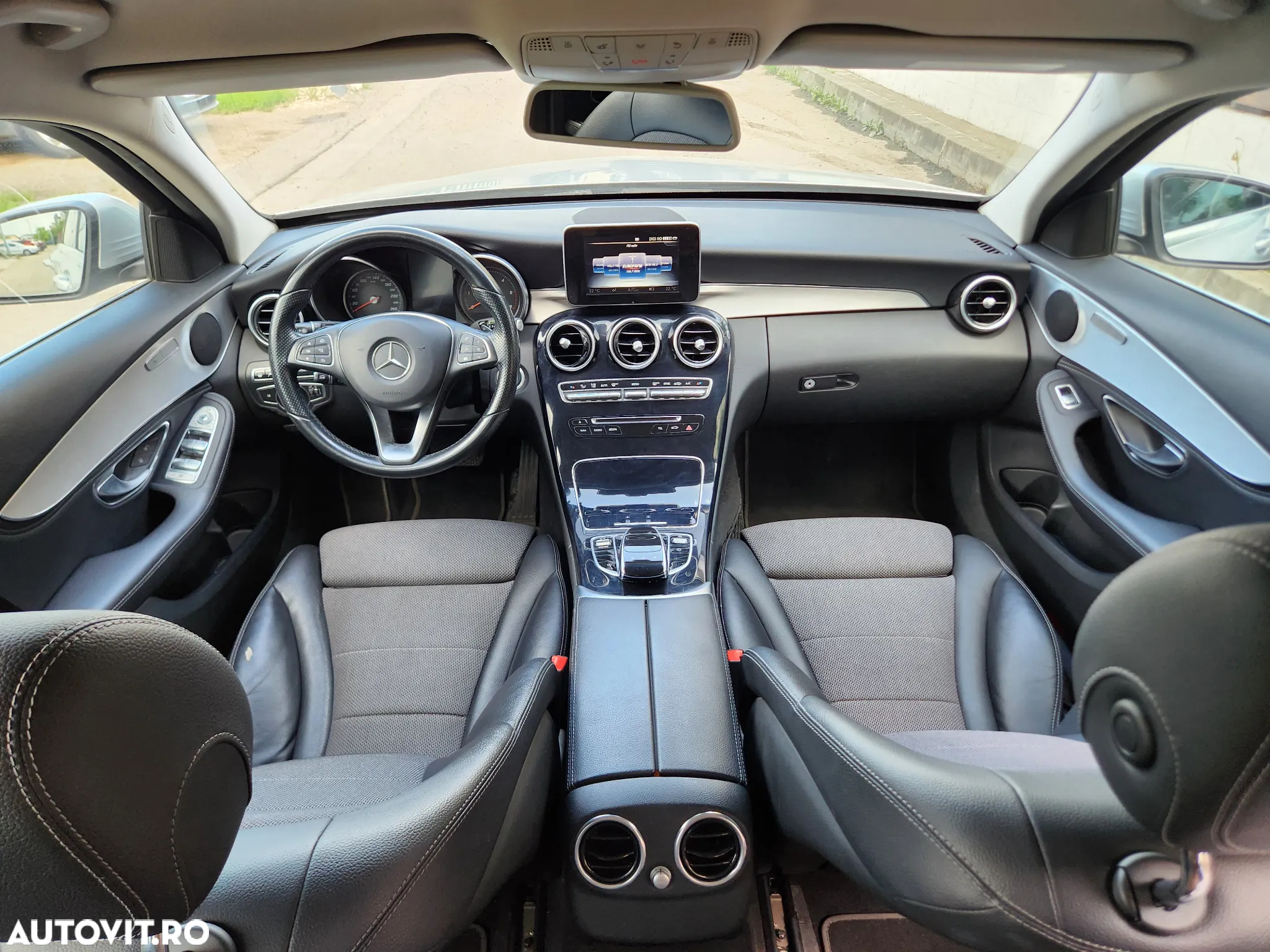 Mercedes-Benz C 220 (BlueTEC) d T 7G-TRONIC Avantgarde - 7