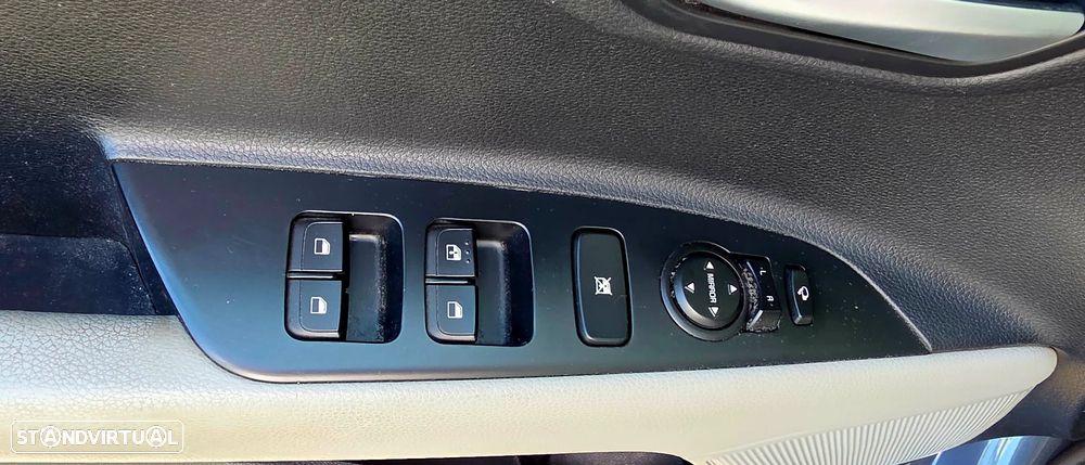 Kia Stonic 1.0 T-GDI Tech - 20