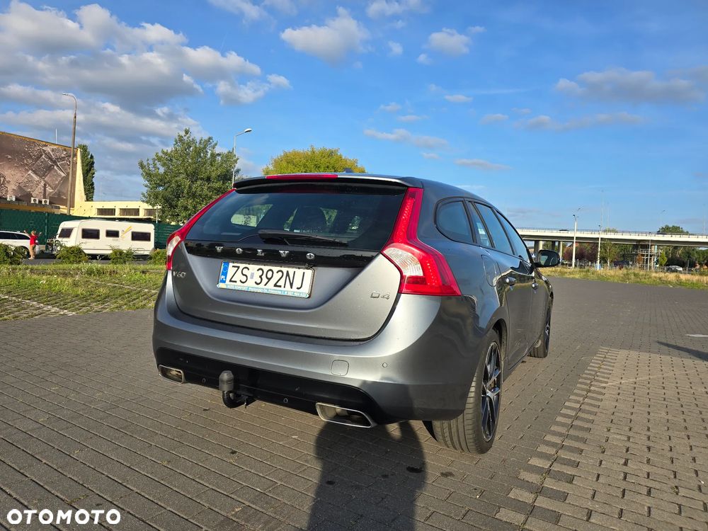 Volvo V60 D4 - 8