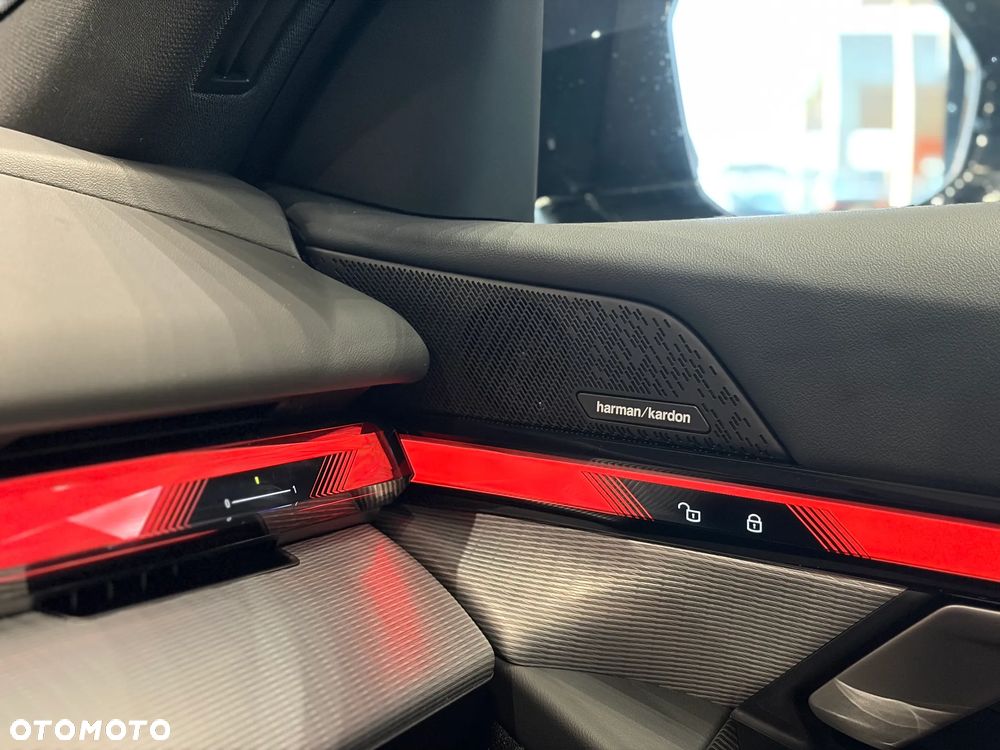 BMW Seria 5 520i mHEV M Sport - 17