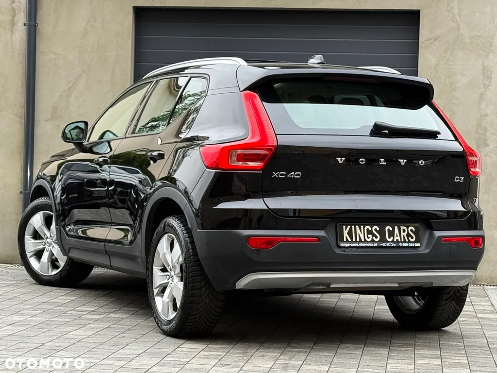 Volvo XC 40 - 25