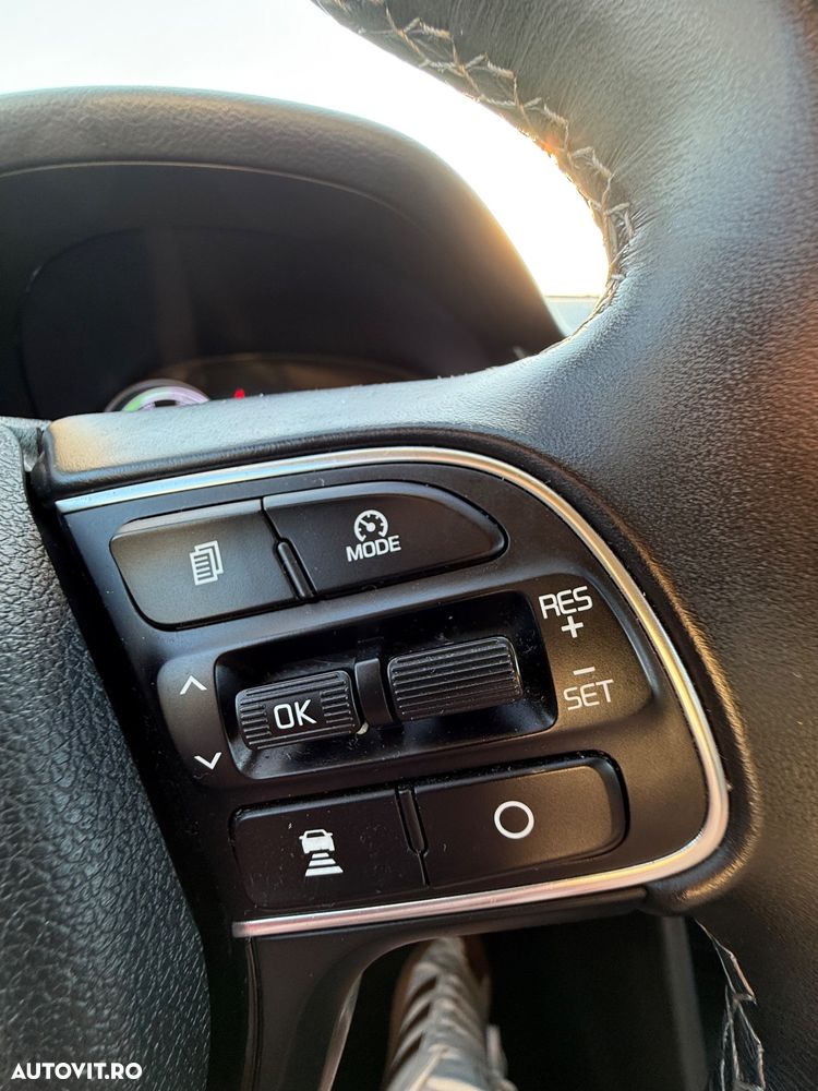 Kia Niro 1.6 GDI 6DCT HEV Comfort - 32