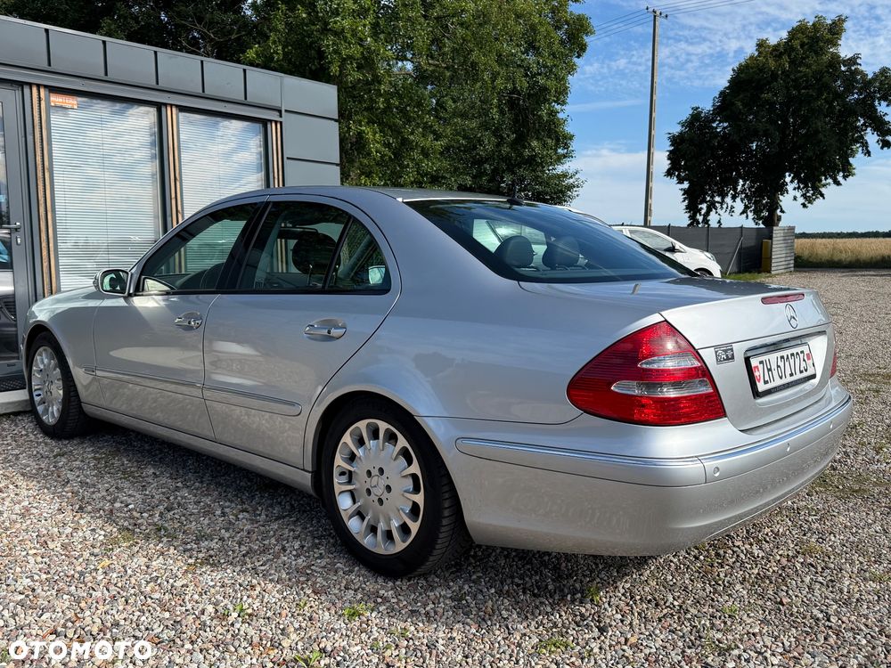 Mercedes-Benz Klasa E 500 7G-TRONIC Elegance - 15
