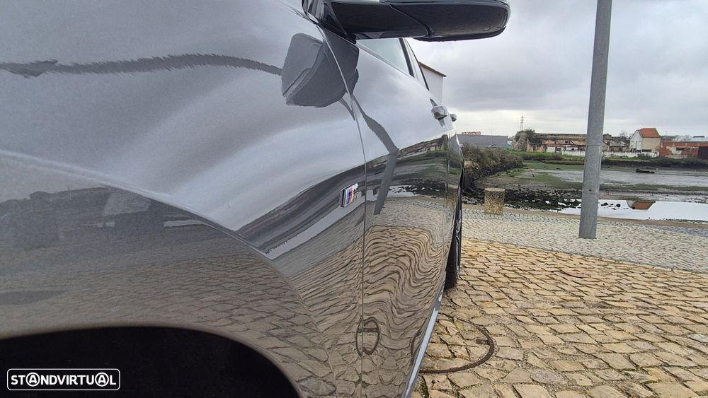 BMW 116 d Pack Desportivo M Auto - 4