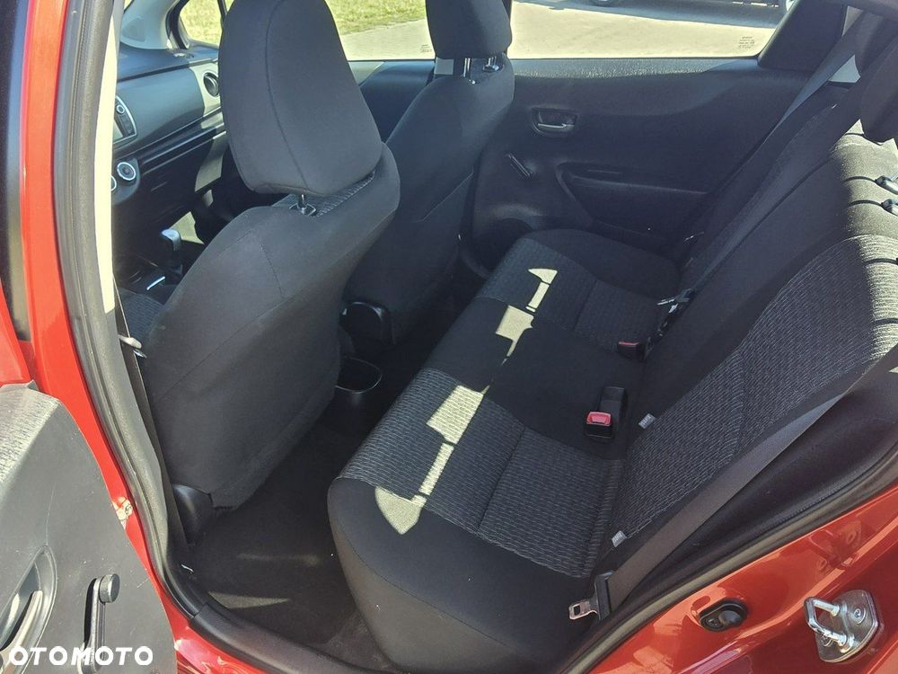 Toyota Yaris - 16