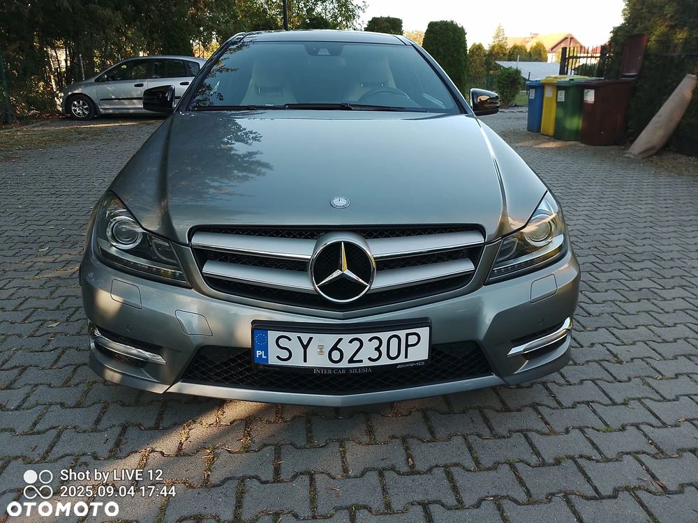 Mercedes-Benz Klasa C 350 Coupe BlueEFFICIENCY 7G-TRONIC Edition 1 - 1