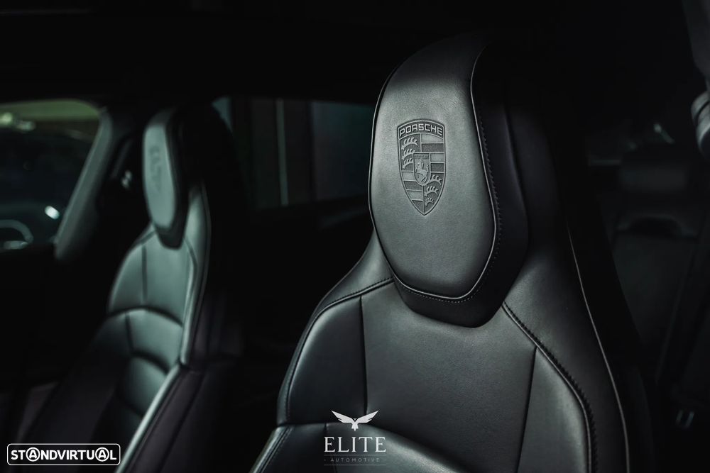 Porsche Taycan Sport Turismo Standard - 16