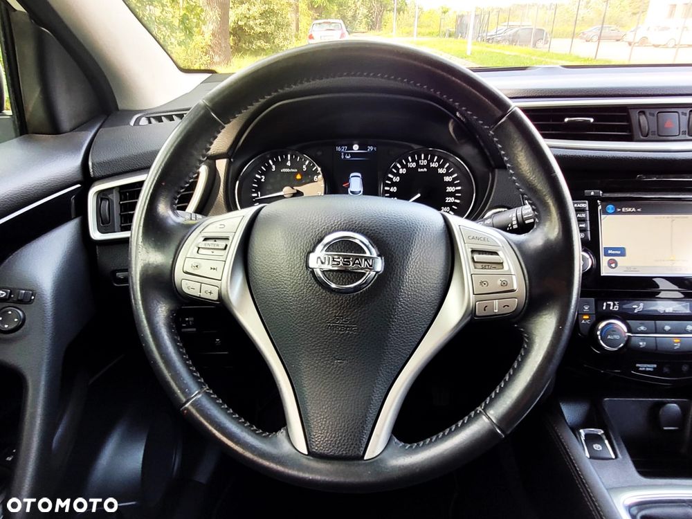 Nissan Qashqai 1.6 DIG-T N-Connecta - 32