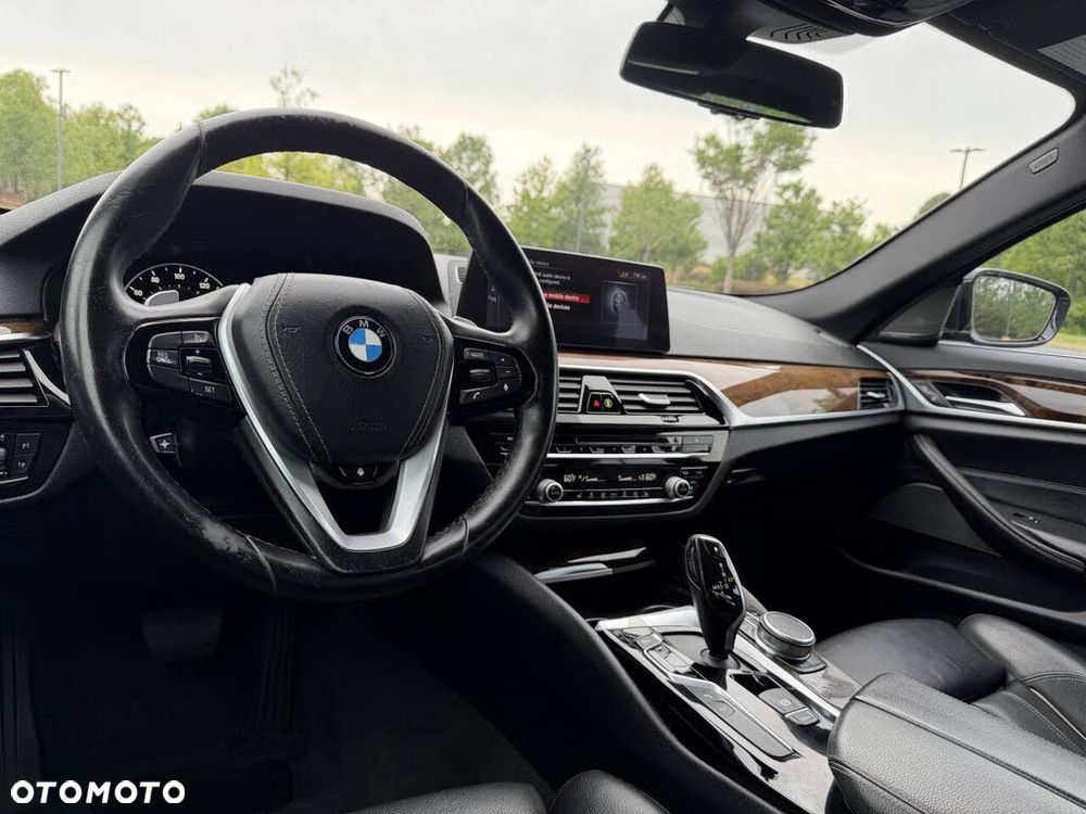 BMW Seria 5 520d Luxury Line - 21