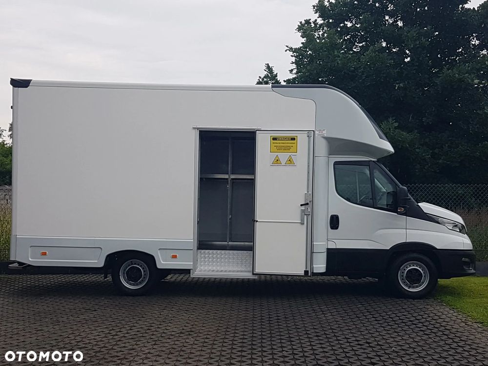 Iveco DAILY KONTENER NISKOPODŁOGOWY 4,44x2,23x2,42 SKLEP FOODTRUCK BAR KLIMA KONIOWÓZ KAMPER - 27