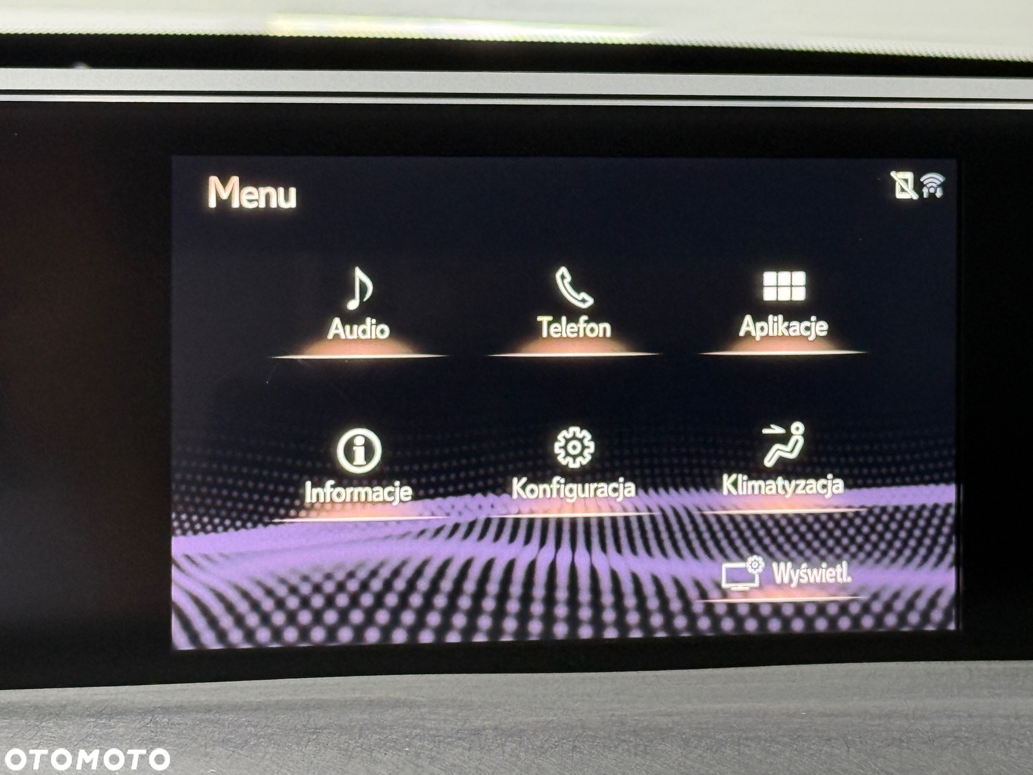 Lexus UX 250h - 24