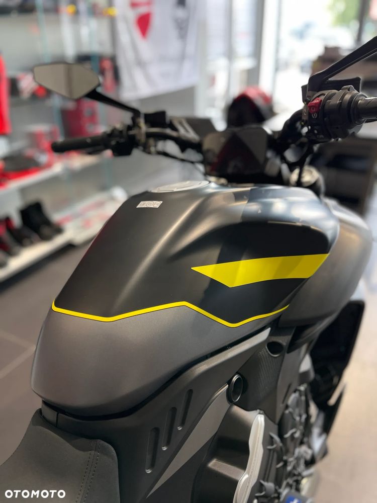 Ducati Diavel - 4