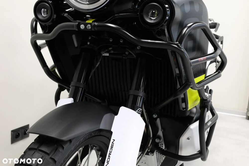 Husqvarna Norden - 26