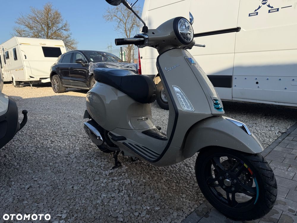 Piaggio Vespa - 8