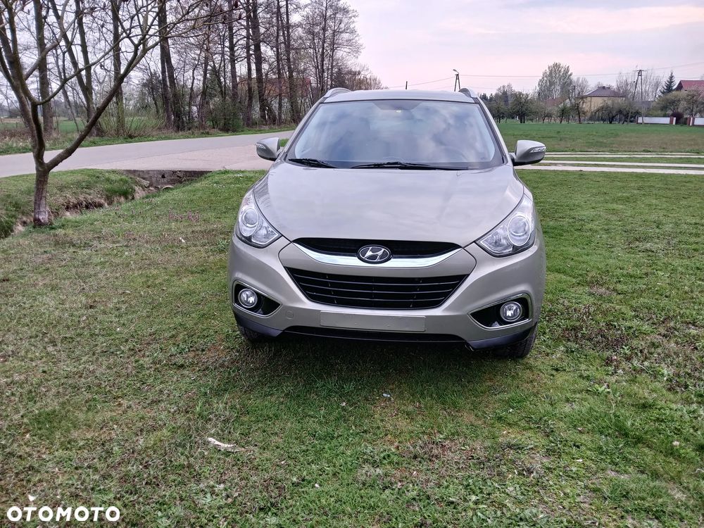 Hyundai ix35 1.7 CRDi 2WD blue Finale Gold - 2