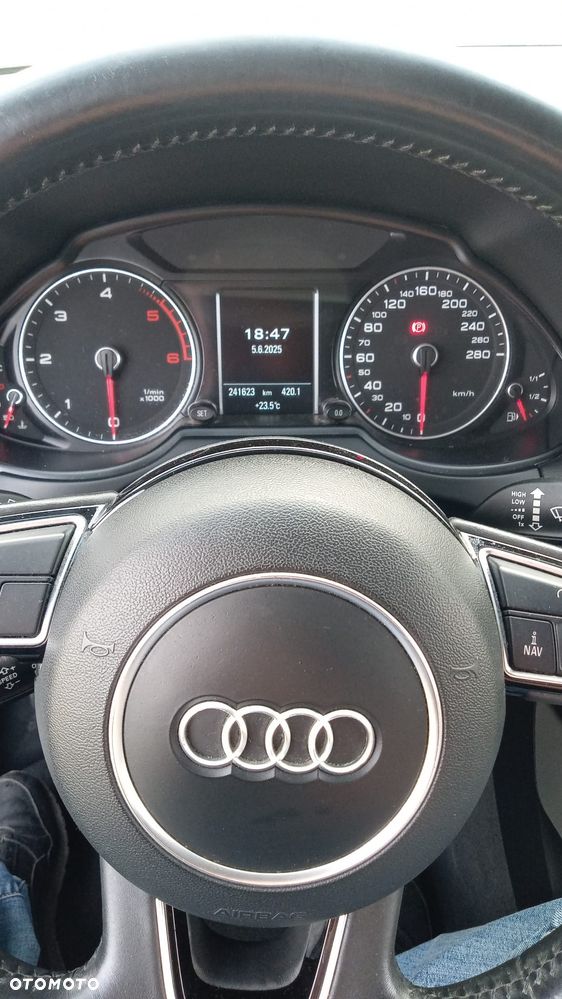 Audi Q5 2.0 TDI Quattro - 13