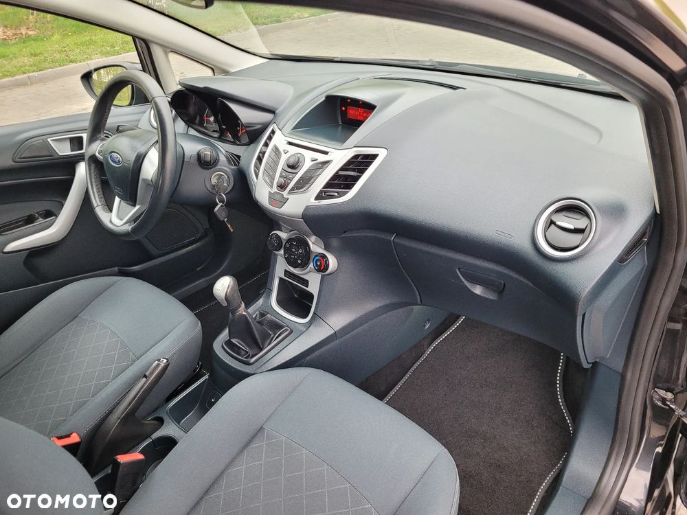 Ford Fiesta 1.25 Trend EU5 - 18
