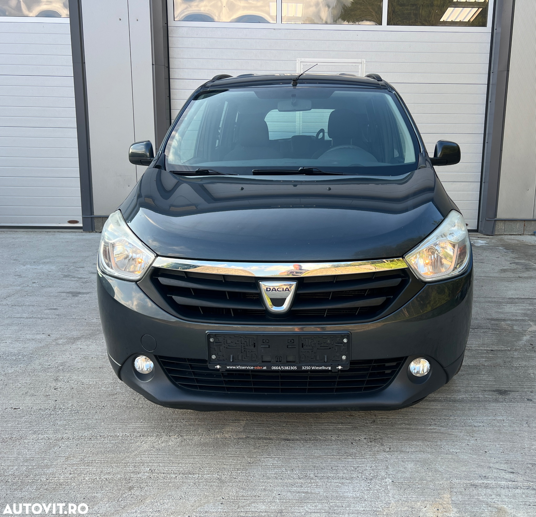 Dacia Lodgy 1.5 dCi 90 CP Laureate - 3