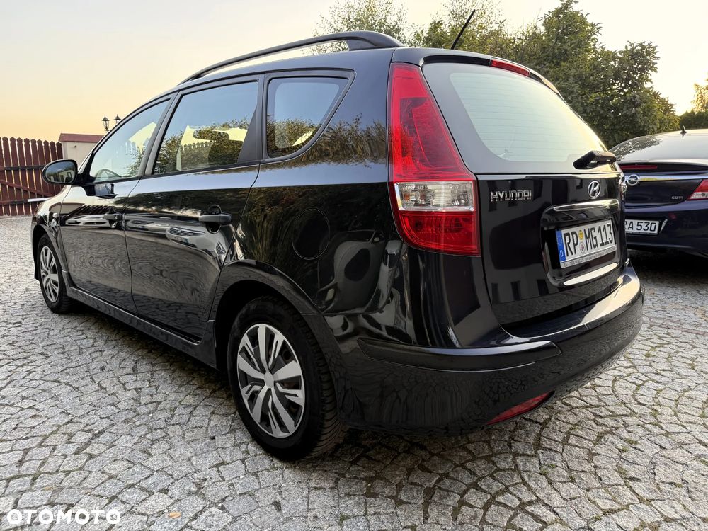 Hyundai i30 1.6 CRDi Classic + EU5 - 8