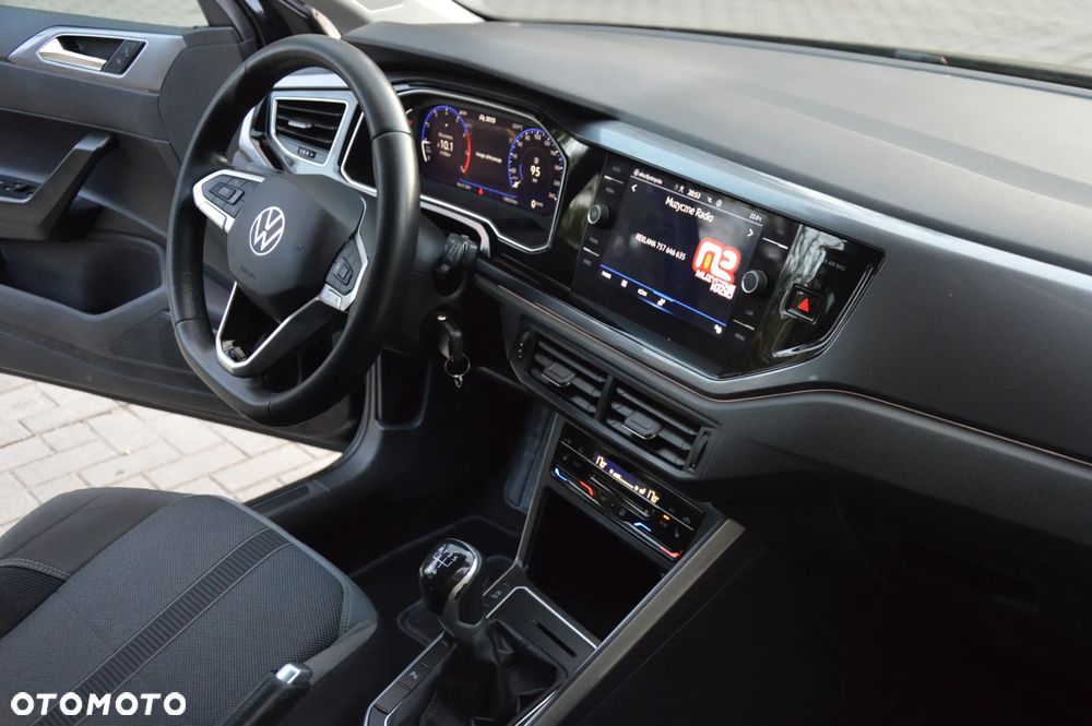 Volkswagen Polo 1.0 TSI Special Edition - 17