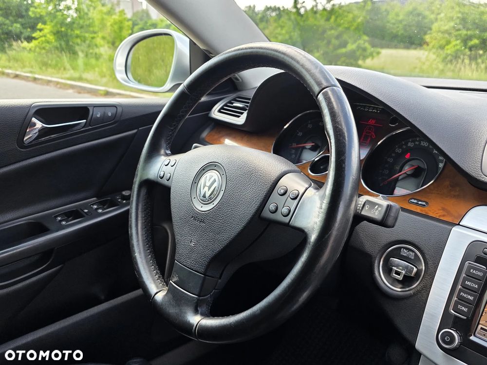 Volkswagen Passat 2.0 TSI Automatik Highline - 21