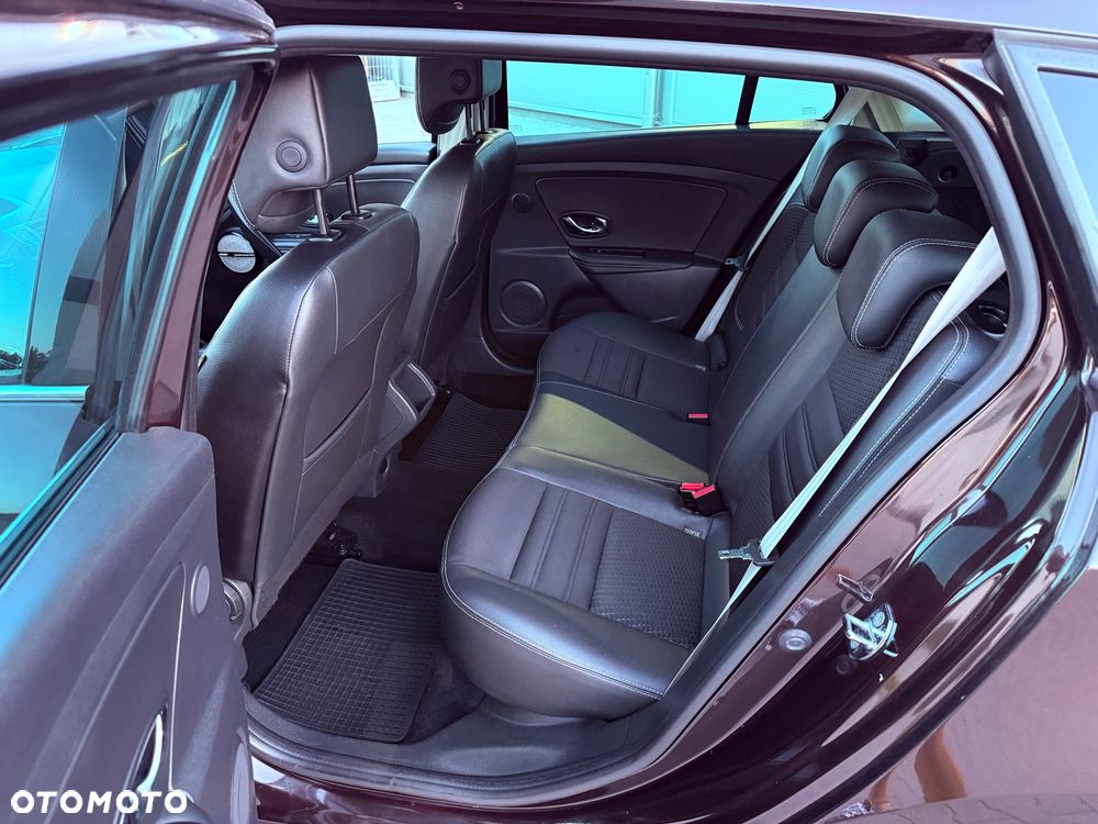 Renault Megane ENERGY TCe 130 Start & Stop Bose Edition - 18