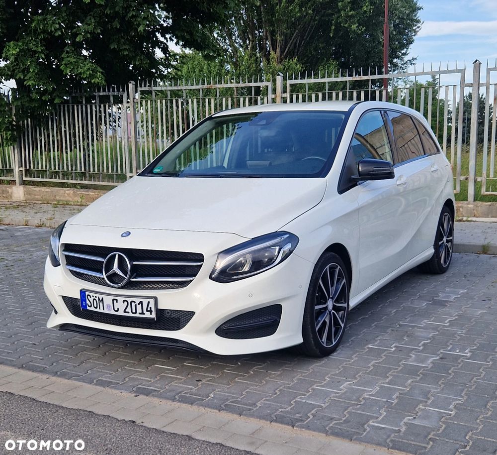 Mercedes-Benz Klasa B 180 UrbanStyle Edition - 4