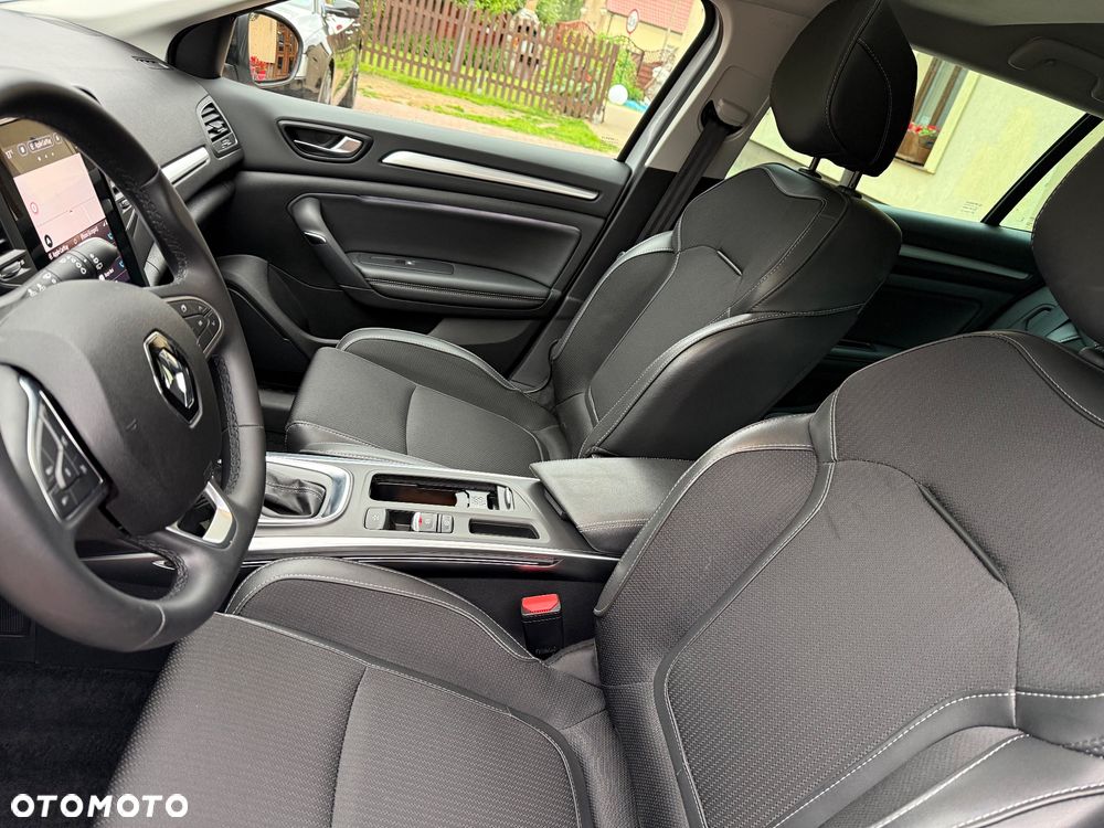 Renault Megane TCe 140 GPF EDC INTENS - 15