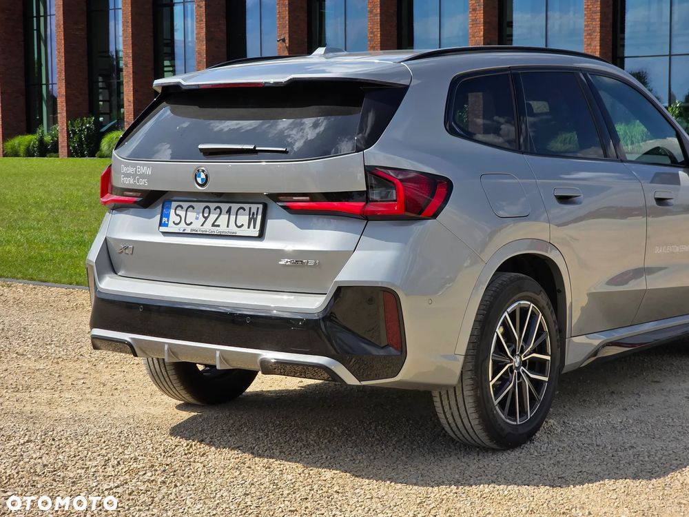 BMW X1 sDrive18i - 10