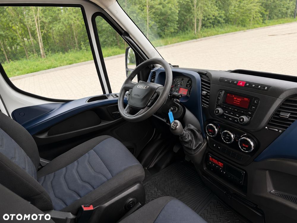 Iveco 2018 DAILY/72C18/ 3.0./ 12-EUROPALET /CHŁODNIA,MROŻIA / THERMO KING V-600 MAX /WINDA/ASO/ BLIŻNIAK/DMC 7200kg/WEBASTO/ - 14